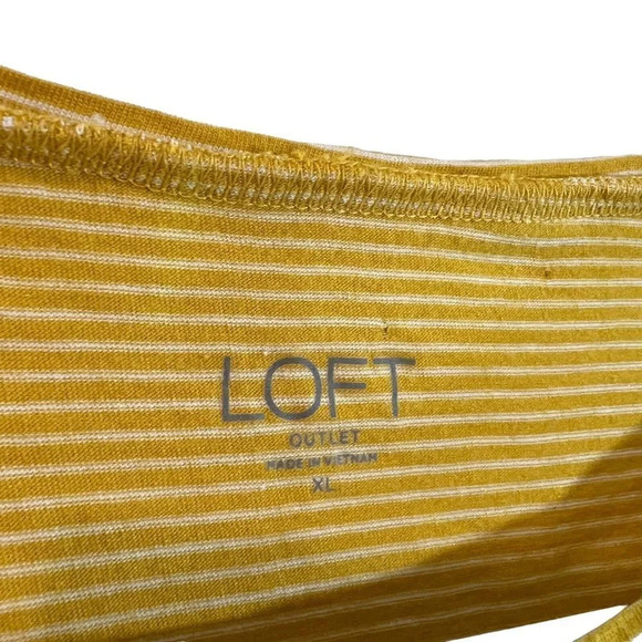 LOFT Yellow Striped Blouse Size XL Short Chiffon Sleeves Round Neckline Pullover - Picture 4 of 5